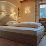 Alpenland - Feine Kleine, Zentral Und Ruhig Mit Modernem Wellnessbereich 酒店 4*