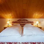 Alpenland - Feine Kleine, Zentral Und Ruhig Mit Modernem Wellnessbereich 레흐암 아르베르크