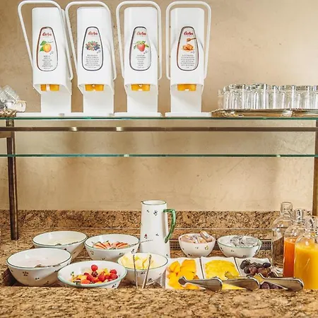 Alpenland - Feine Kleine, Zentral Und Ruhig Mit Modernem Wellnessbereich 4* Lech am Arlberg