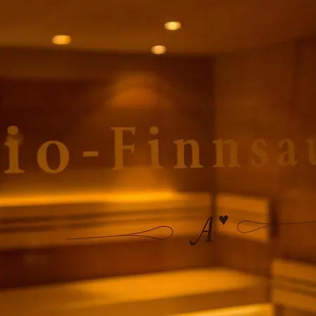 Hotel Alpenland - Fein & Klein, Zentral Und Ruhig Mit Modernem Wellnessbereich Lech am Arlberg