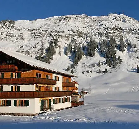 Alpenland - Feine Kleine, Zentral Und Ruhig Mit Modernem Wellnessbereich Hotel 4*